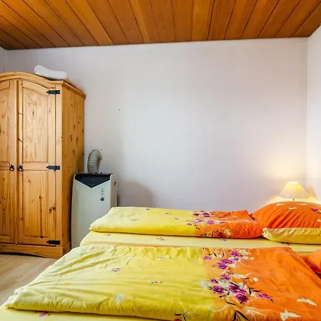 100 Qm Schneider Apartment